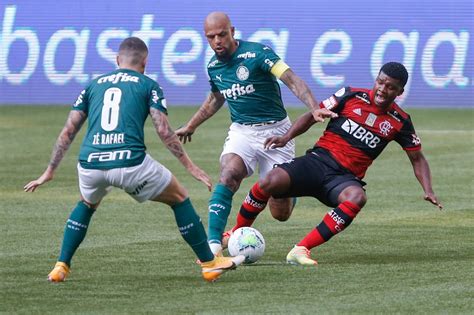 quanto ficou o jogo do palmeiras ontem pela libertadores